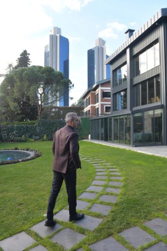 Eyüp Sabri Göncü Dollvet uluslararası iş birlikleri